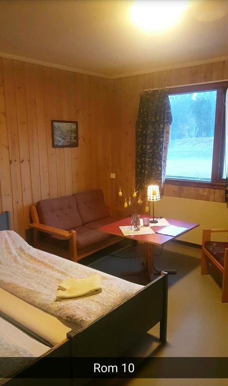 Dombas Motel Exterior photo